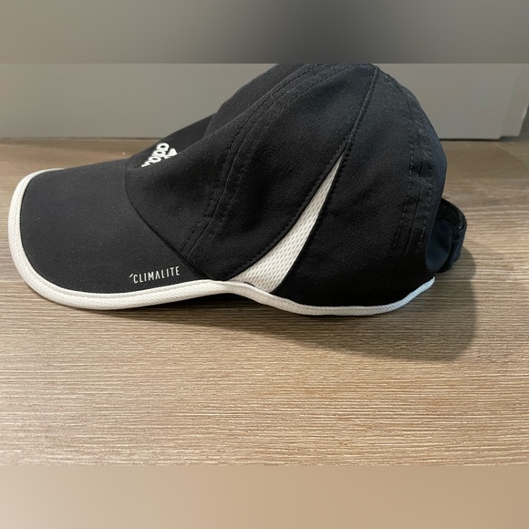 Adidas “Superlite” unisex moisture-wicking baseball hat, very good condition - Picture 3 of 6